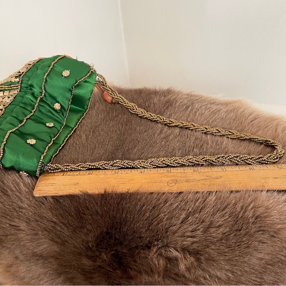 Elegant Green Metal, Plastic, Wooden Beaded Satin Women's Bag - Picture 9 of 10